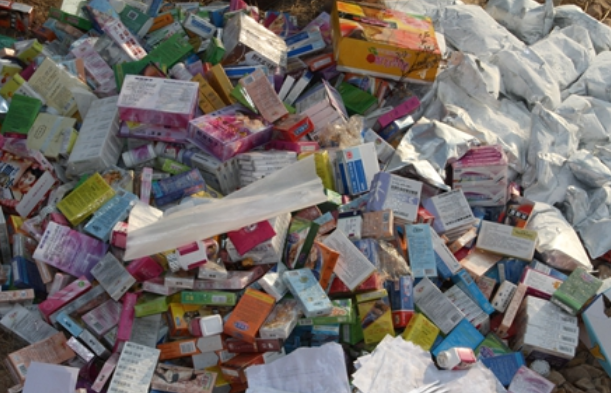 1574579014581340.png b16.png